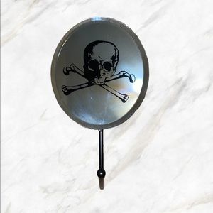 Mirrored Skull Wall Hook